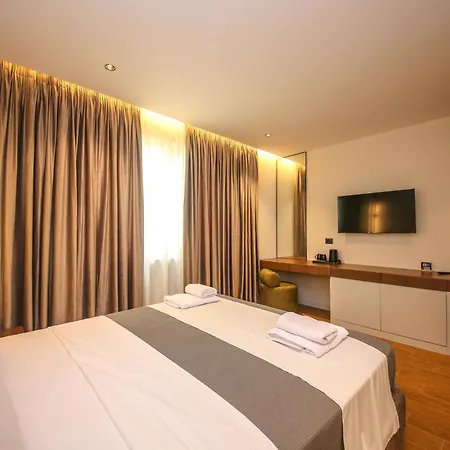 ホテル Comfort Boutique 4*